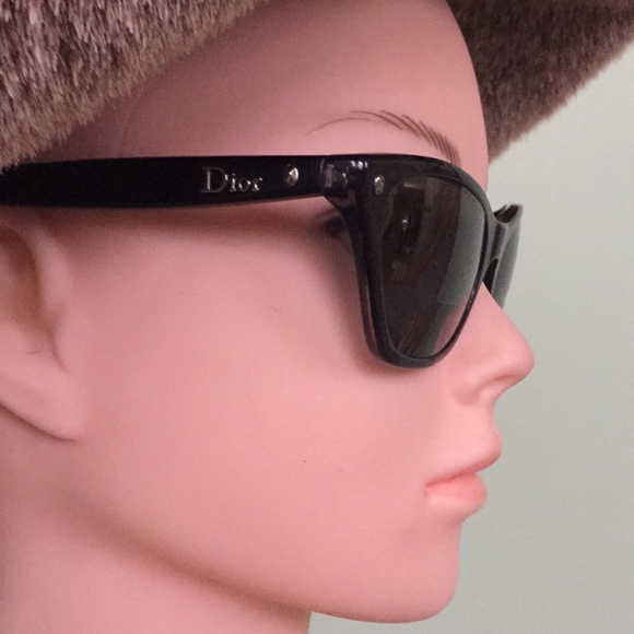 Dior Accessories - Authentic Christian Dior Reading Sunglasses
